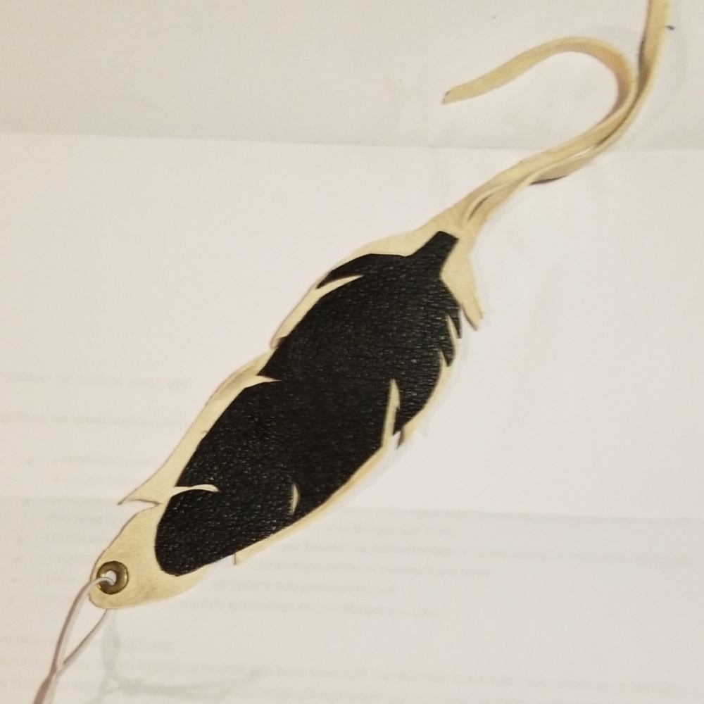 Leather Feathers -bag charm or bracelet - Picture 6 of 8